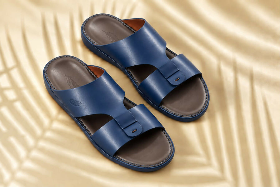 Genuine leather sandals suitable for everyday wear.