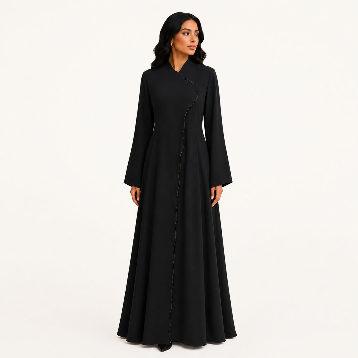 Abaya with an innovative cut and a black face on the fearful